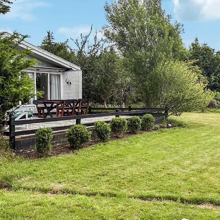 Lovely Home In Vejby With Wifi 펜션 *